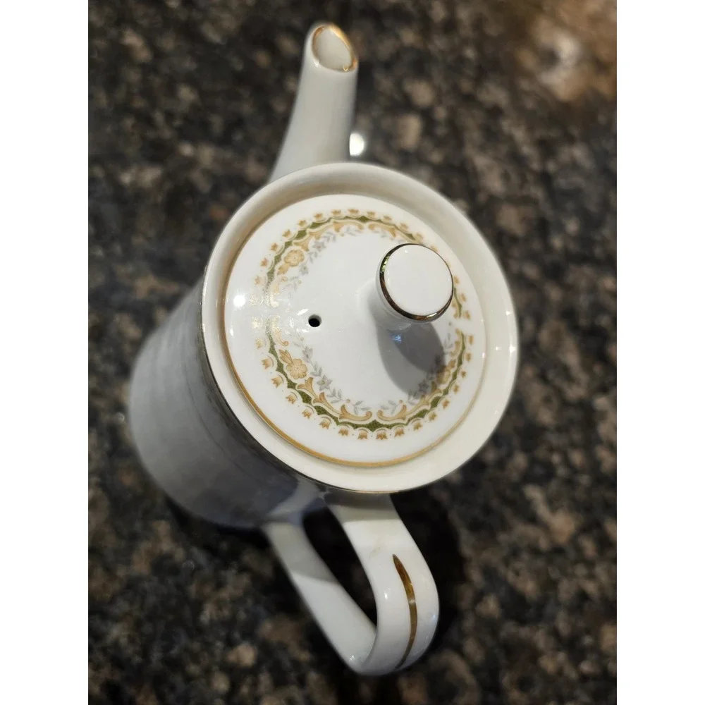 1950s-1970s Signature Queen Anne Tea Coffee Pot